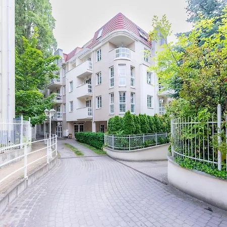 Victus Apartamenty, Valor Style *